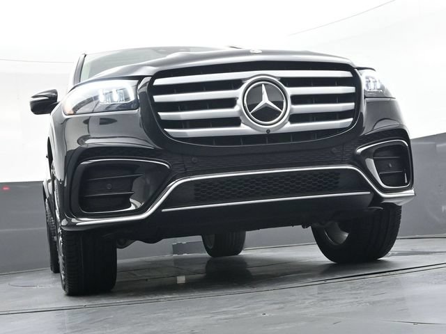 Used 2026 Mercedes-Benz GLS 450 4MATIC image 40