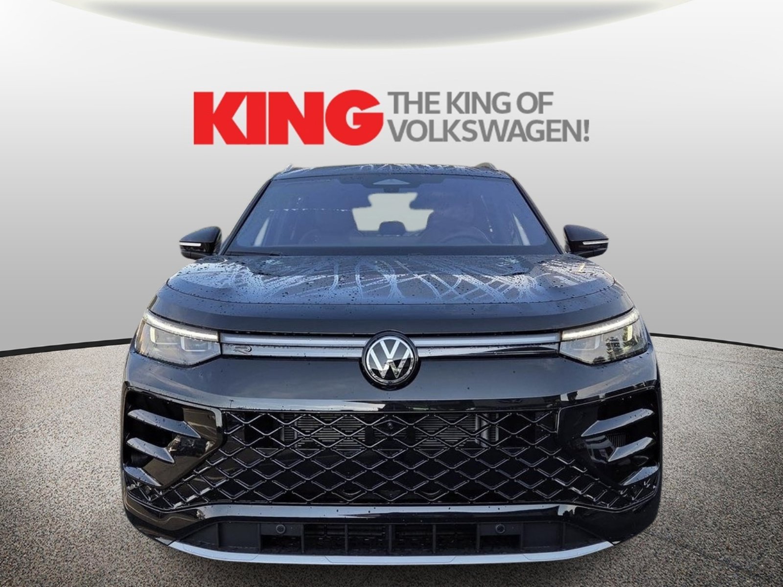 New 2026 Volkswagen Tiguan SEL R-Line AWD/4WD image 9