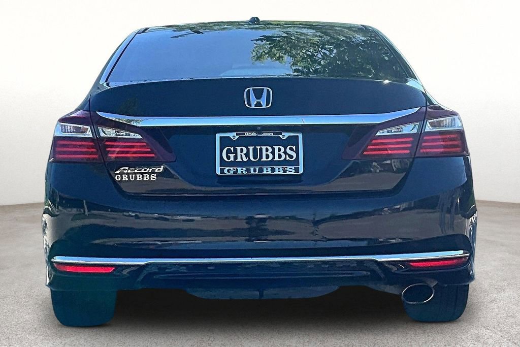 Used 2017 Honda Accord EX-L image 7