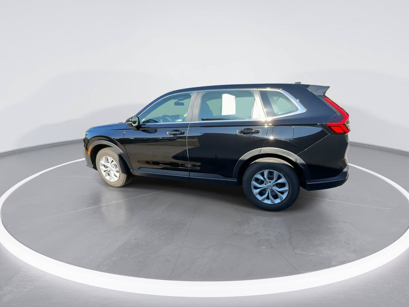Used 2024 Honda CR-V LX image 5