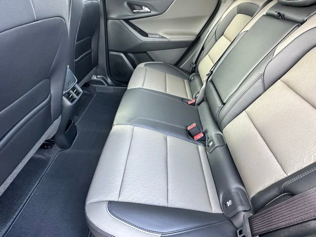 New 2026 Chevrolet Equinox LT w/ Convenience Package II image 7