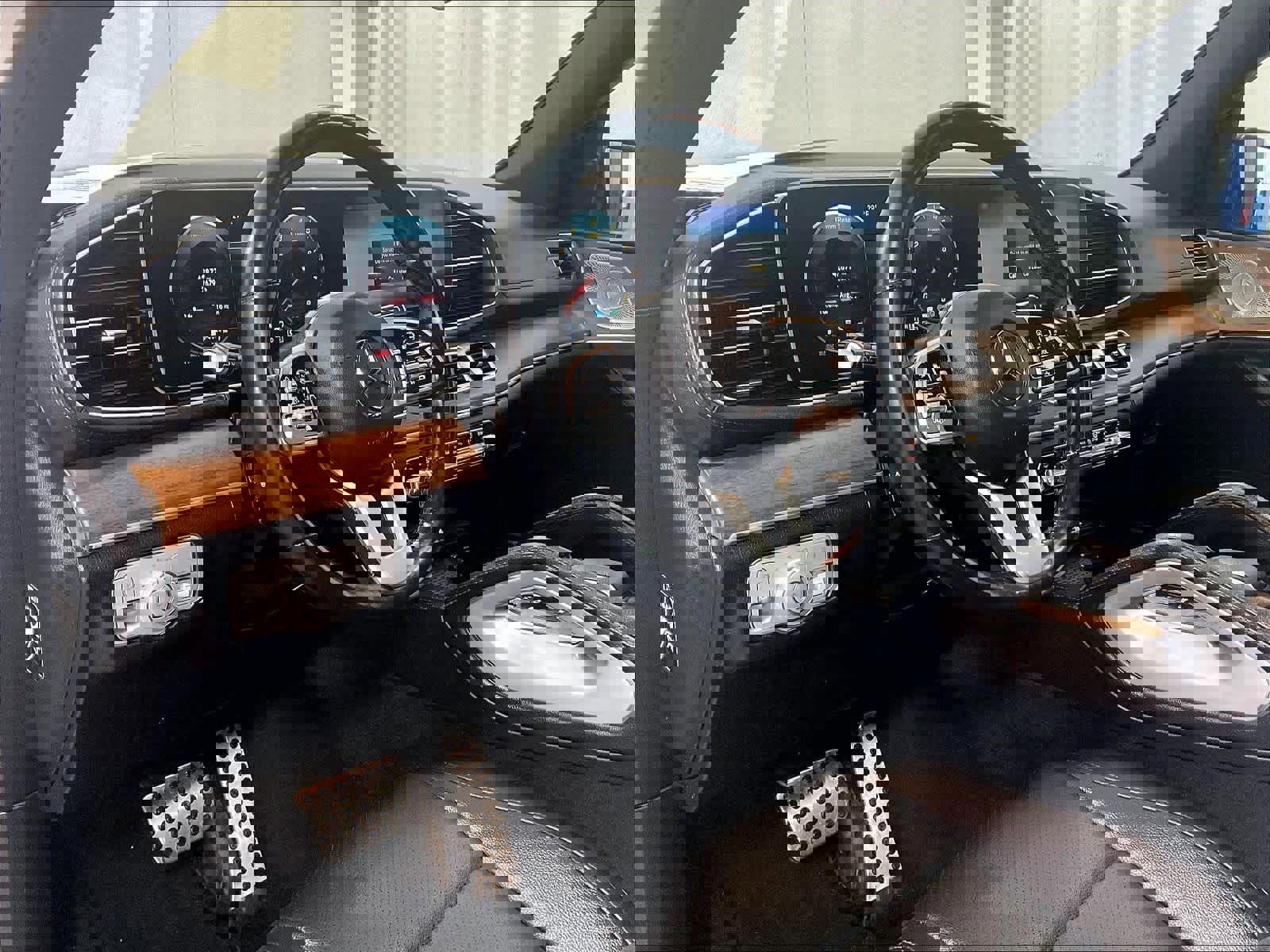 Used 2022 Mercedes-Benz GLS 450 4MATIC image 8