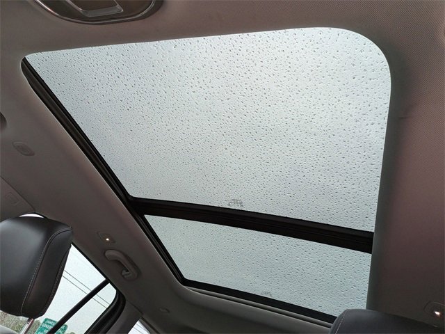 Used 2022 Jeep Grand Cherokee Limited image 22