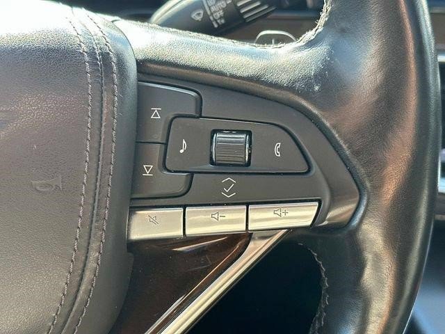 Certified 2024 Cadillac Escalade Sport Platinum w/ LPO, ONYX Package AWD/4WD image 24