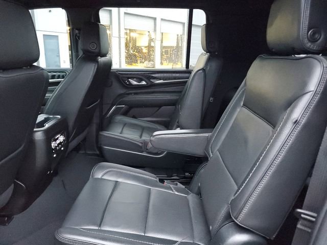 Used 2023 GMC Yukon XL Denali w/ Max Trailering Package image 10