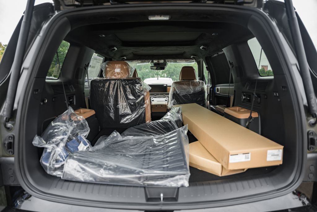 New 2026 Hyundai Santa Fe Calligraphy image 9