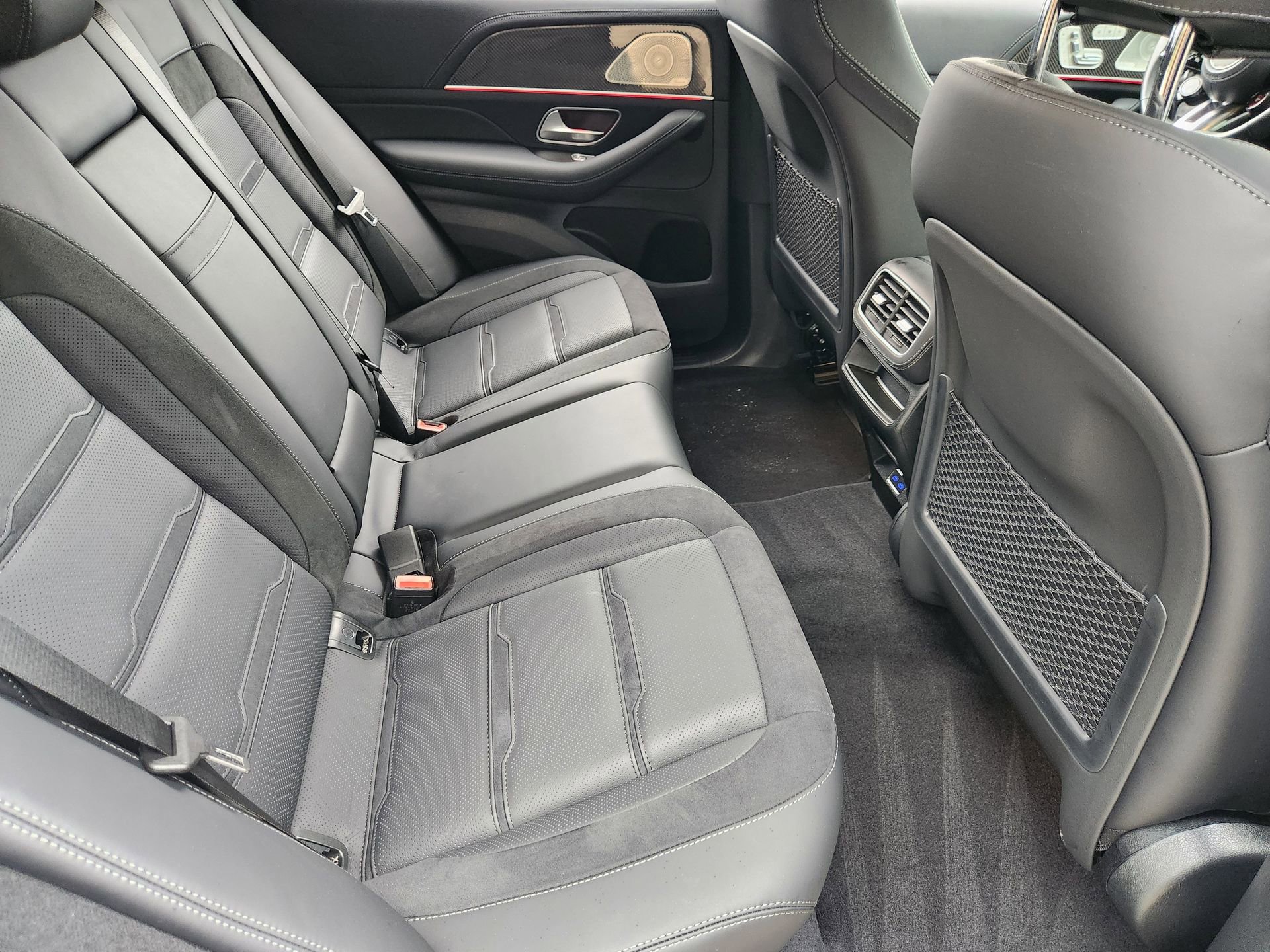 Used 2025 Mercedes-Benz GLE 53 AMG 4MATIC Coupe image 31