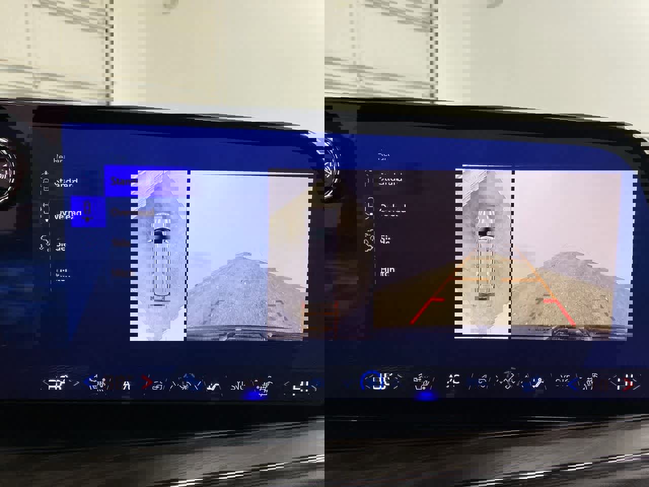 Used 2025 Chevrolet Suburban Z71 image 25