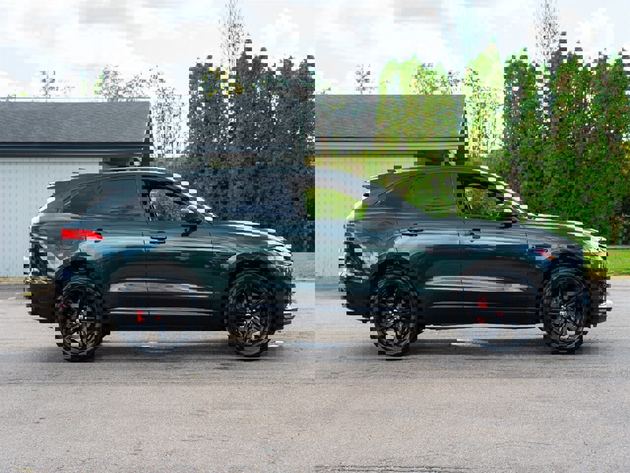 Used 2018 Jaguar F-PACE S image 4