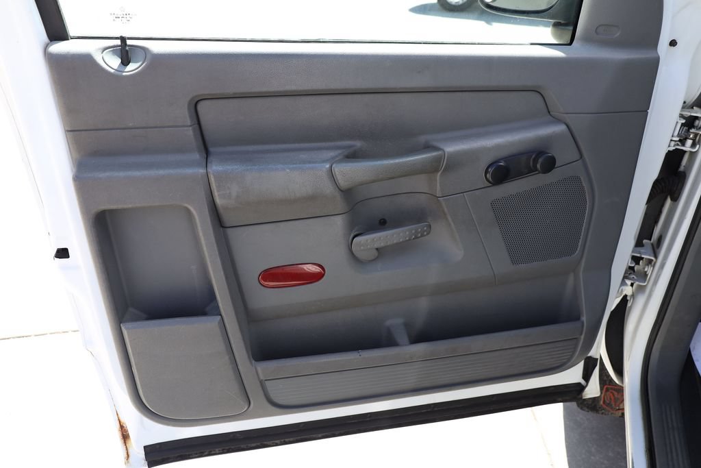 Used 2007 Dodge Ram 1500 Truck ST w/ V6 Value Group RWD image 10