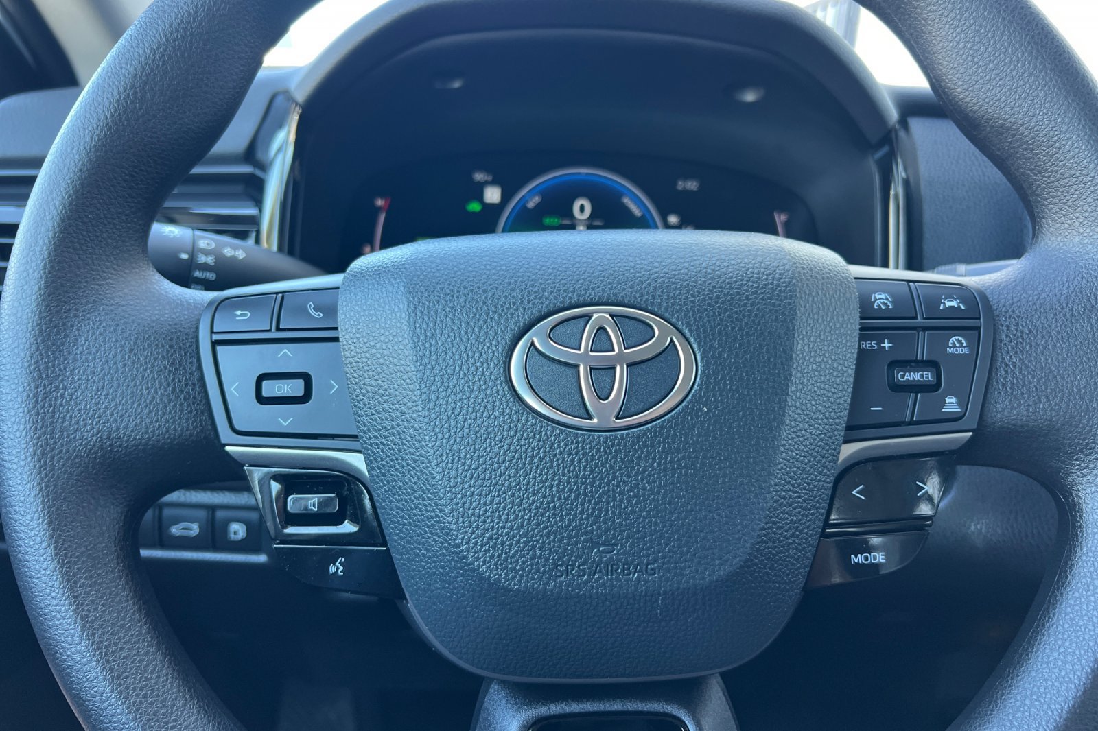 Used 2026 Toyota Camry LE FWD image 25