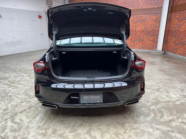 Used 2025 Acura TLX w/ Technology Package image 26