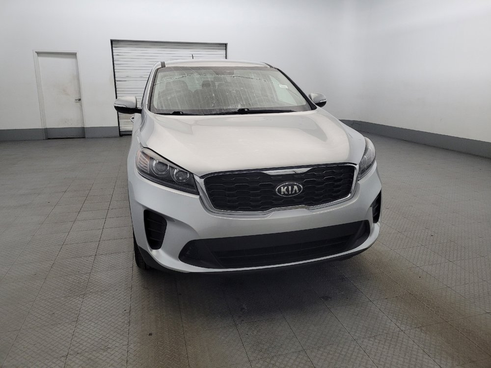 Used 2019 Kia Sorento LX image 14