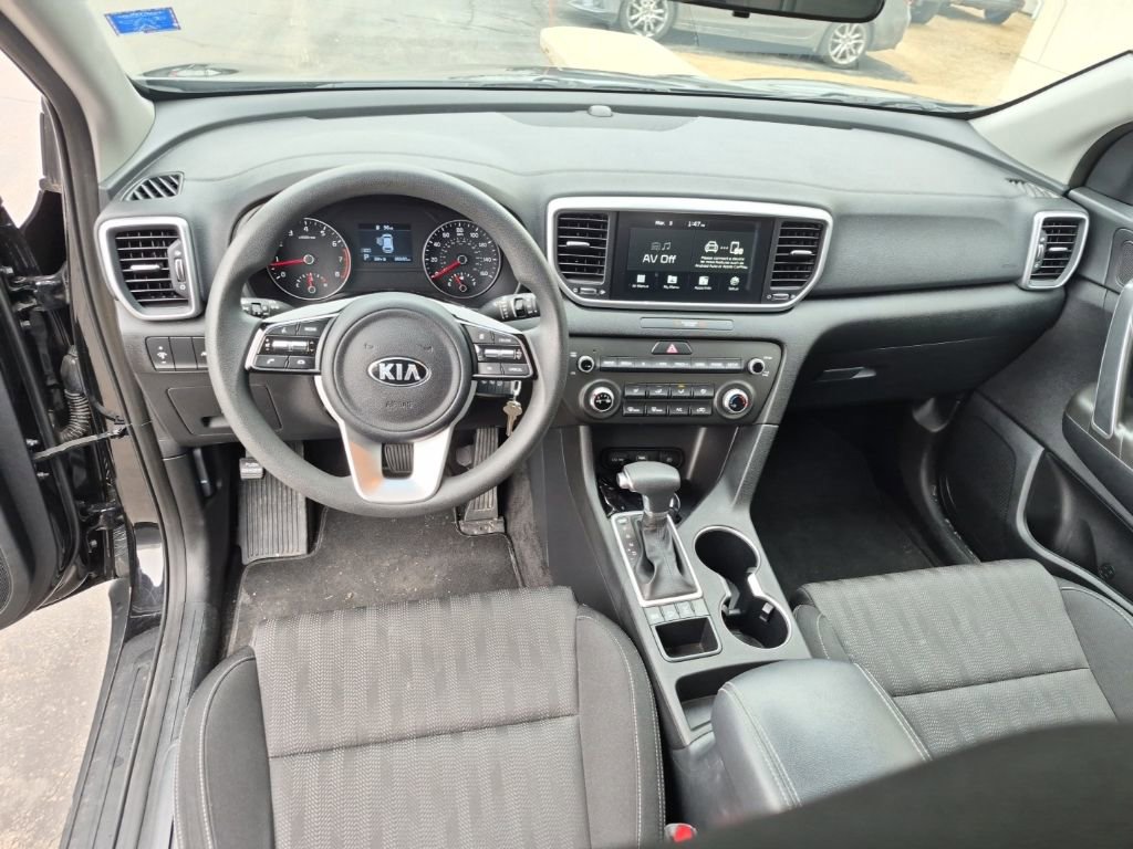 Used 2020 Kia Sportage LX image 7