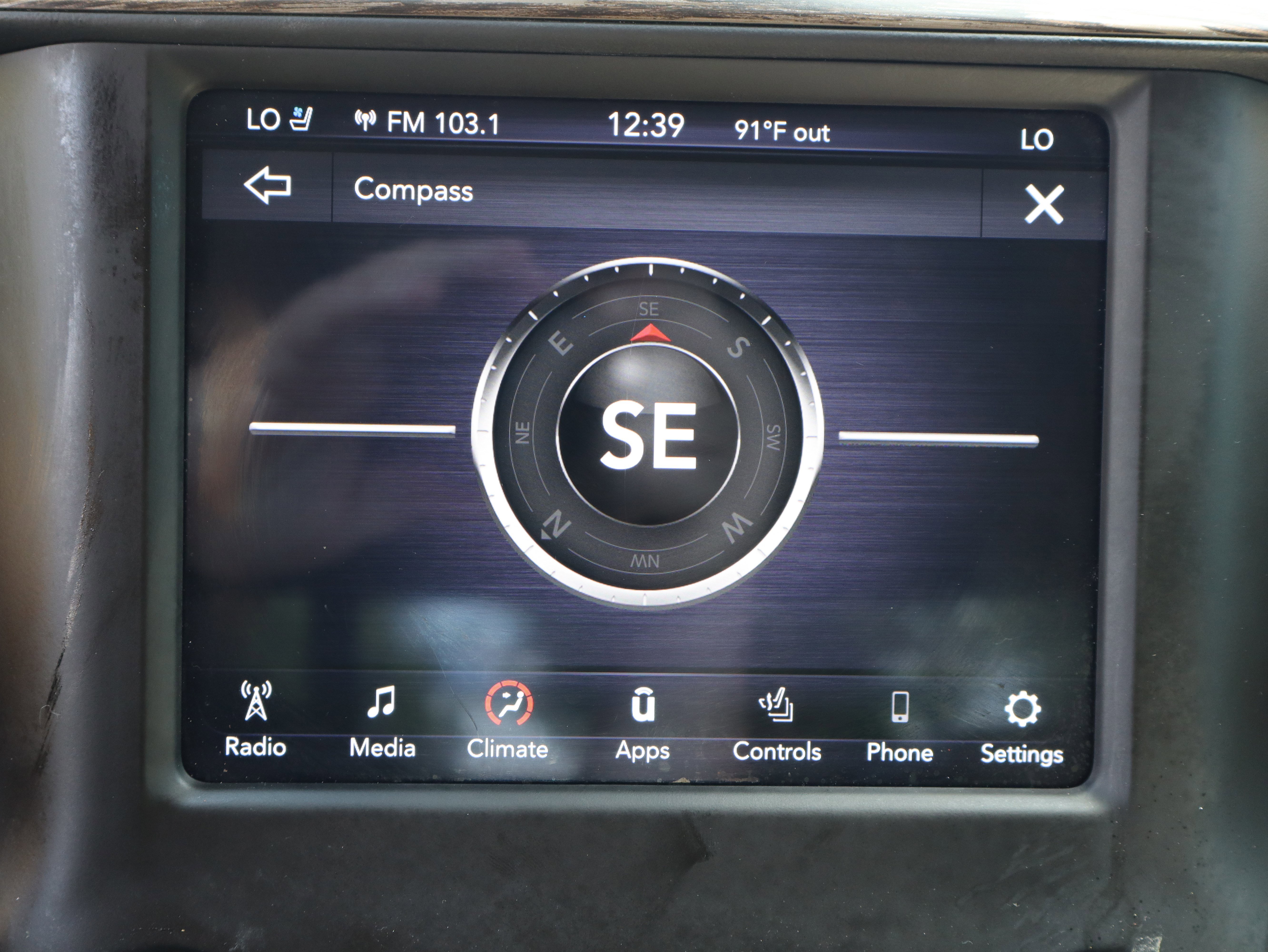 Used 2020 RAM 1500 Laramie AWD/4WD image 35