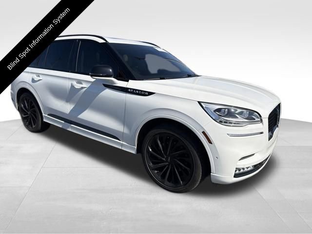 Certified 2023 Lincoln Aviator Black Label w/ Jet Package image 10