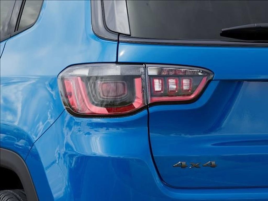 New 2026 Jeep Compass Limited AWD/4WD image 9