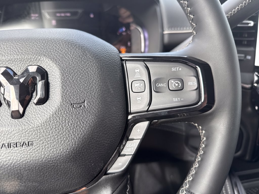 New 2027 RAM 2500 Limited AWD/4WD image 16