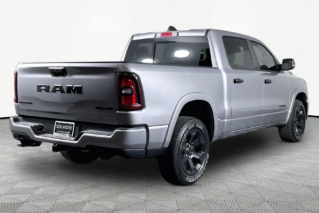 Used 2025 RAM 1500 Big Horn AWD/4WD image 6
