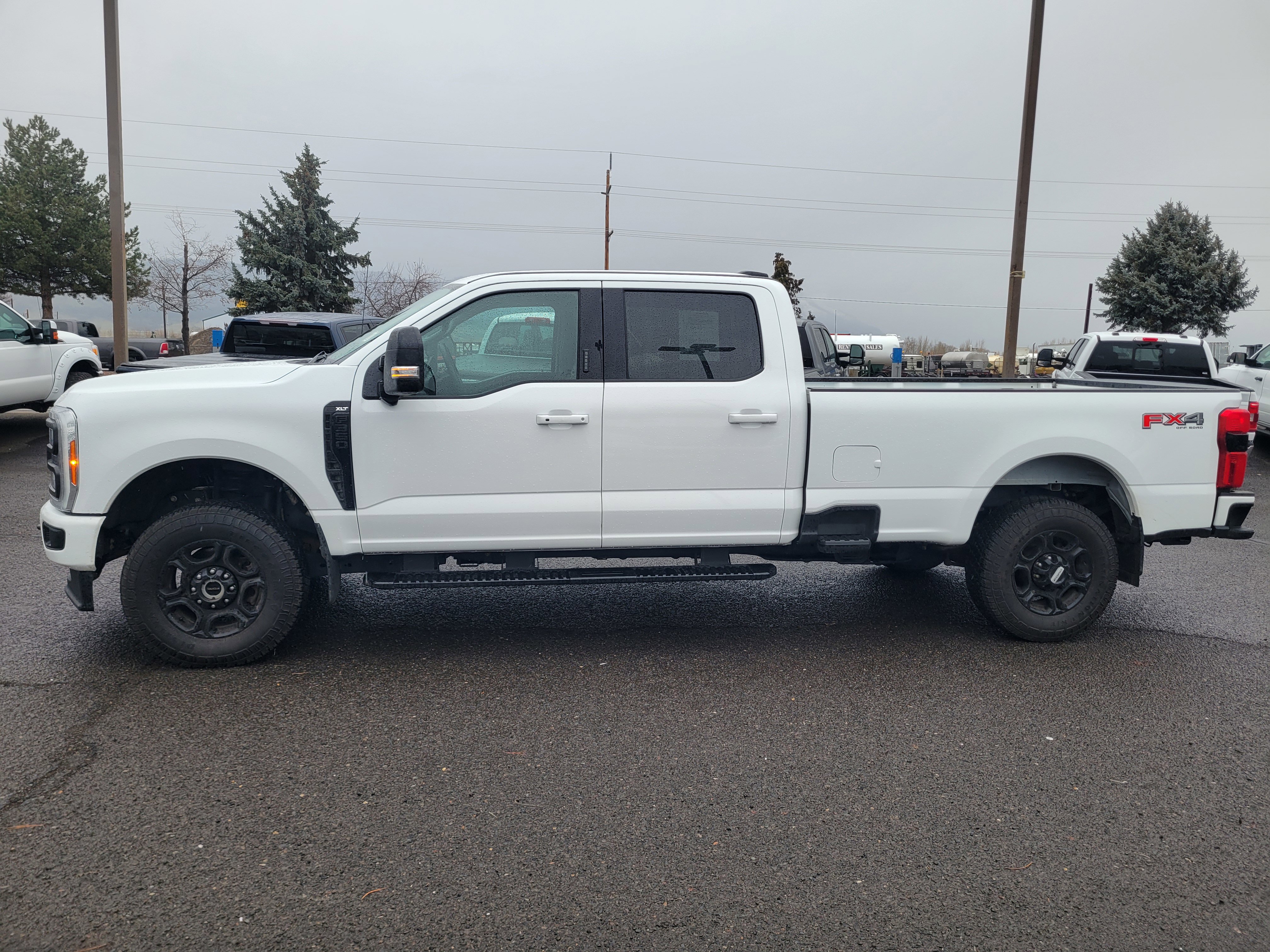 Used 2023 Ford F350 XLT w/ XLT Premium Package image 14