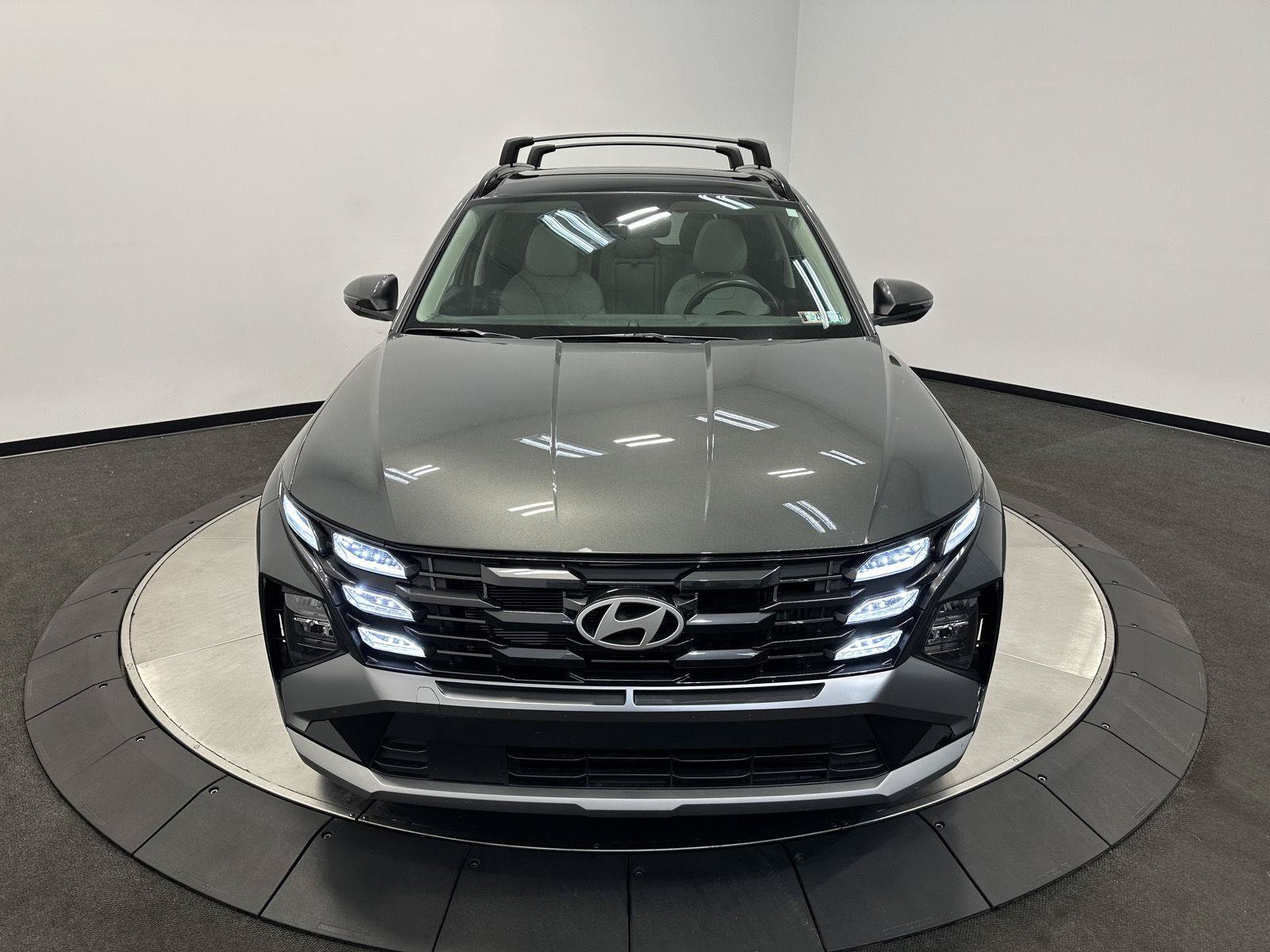 Used 2025 Hyundai Tucson SEL AWD/4WD image 3