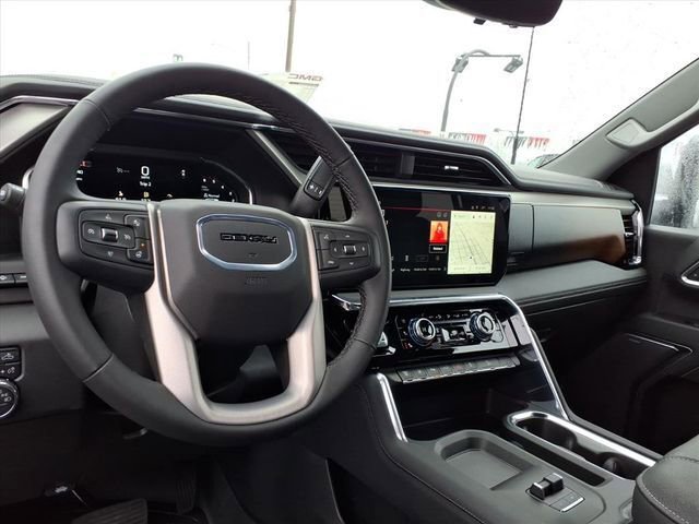 Used 2025 GMC Sierra 3500 Denali w/ Denali Reserve Package AWD/4WD image 10