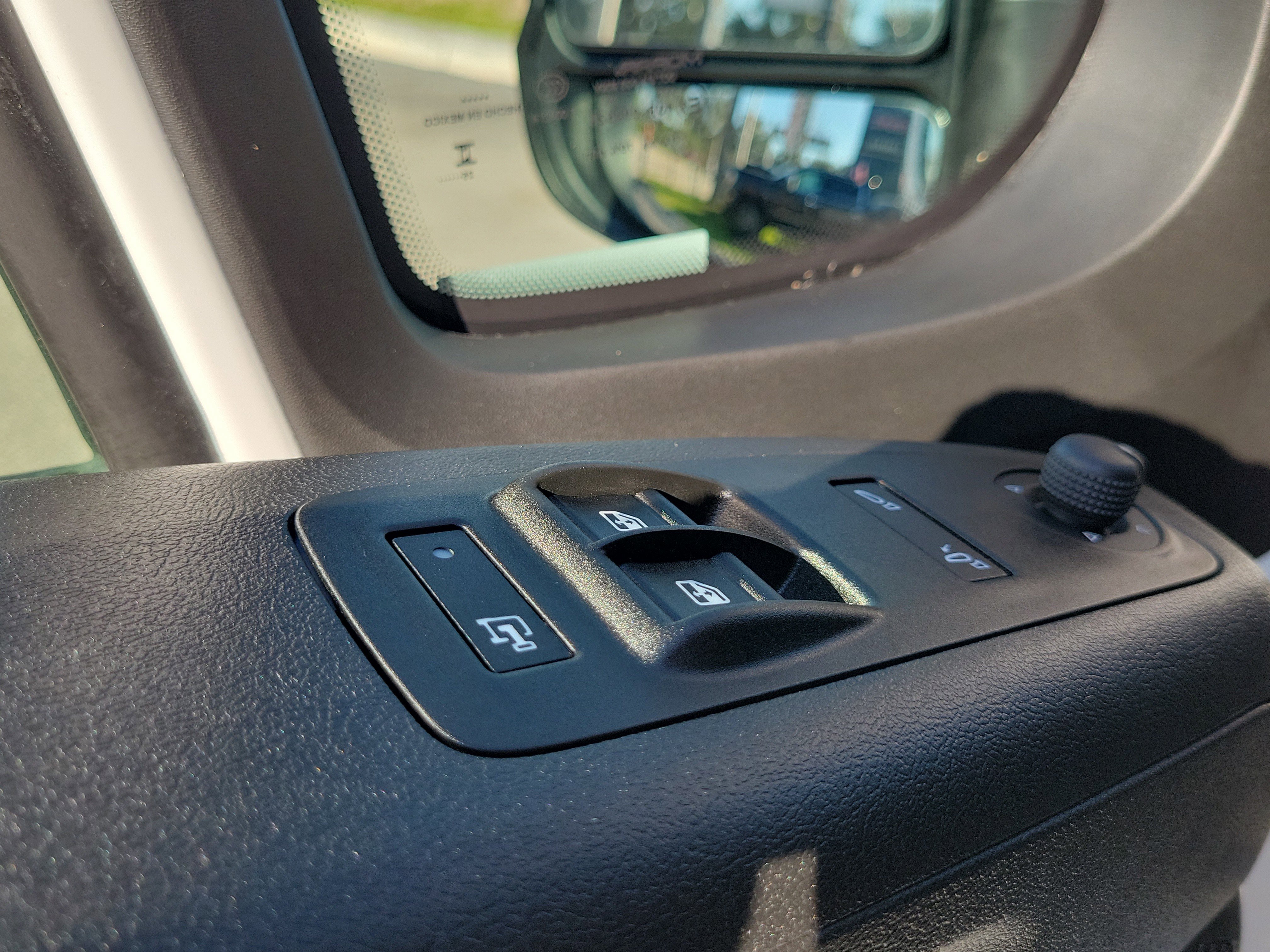 Used 2026 RAM ProMaster 2500 w/ Convenience Group FWD image 23