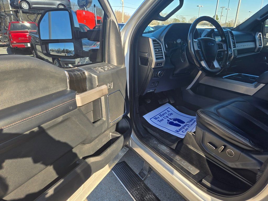 Used 2019 Ford F350 Platinum w/ Platinum Ultimate Package AWD/4WD image 6