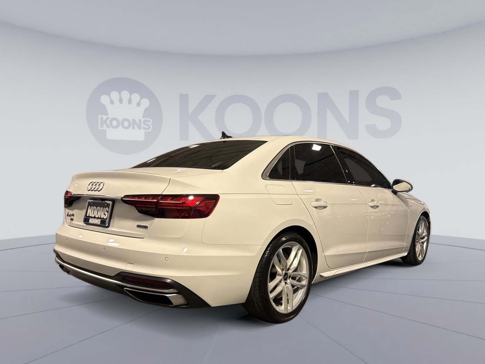 Used 2023 Audi A4 2.0T Premium Plus w/ Premium Plus Package AWD/4WD image 16