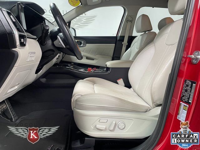 Used 2023 Kia Sorento SX Prestige image 12
