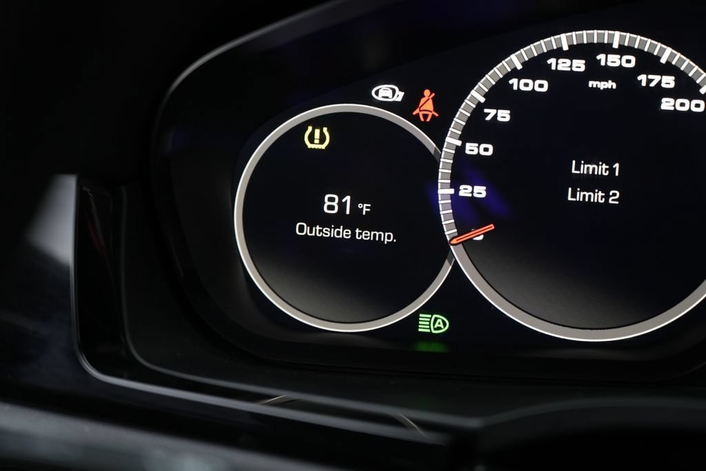 Used 2019 Porsche Cayenne Turbo AWD/4WD image 61