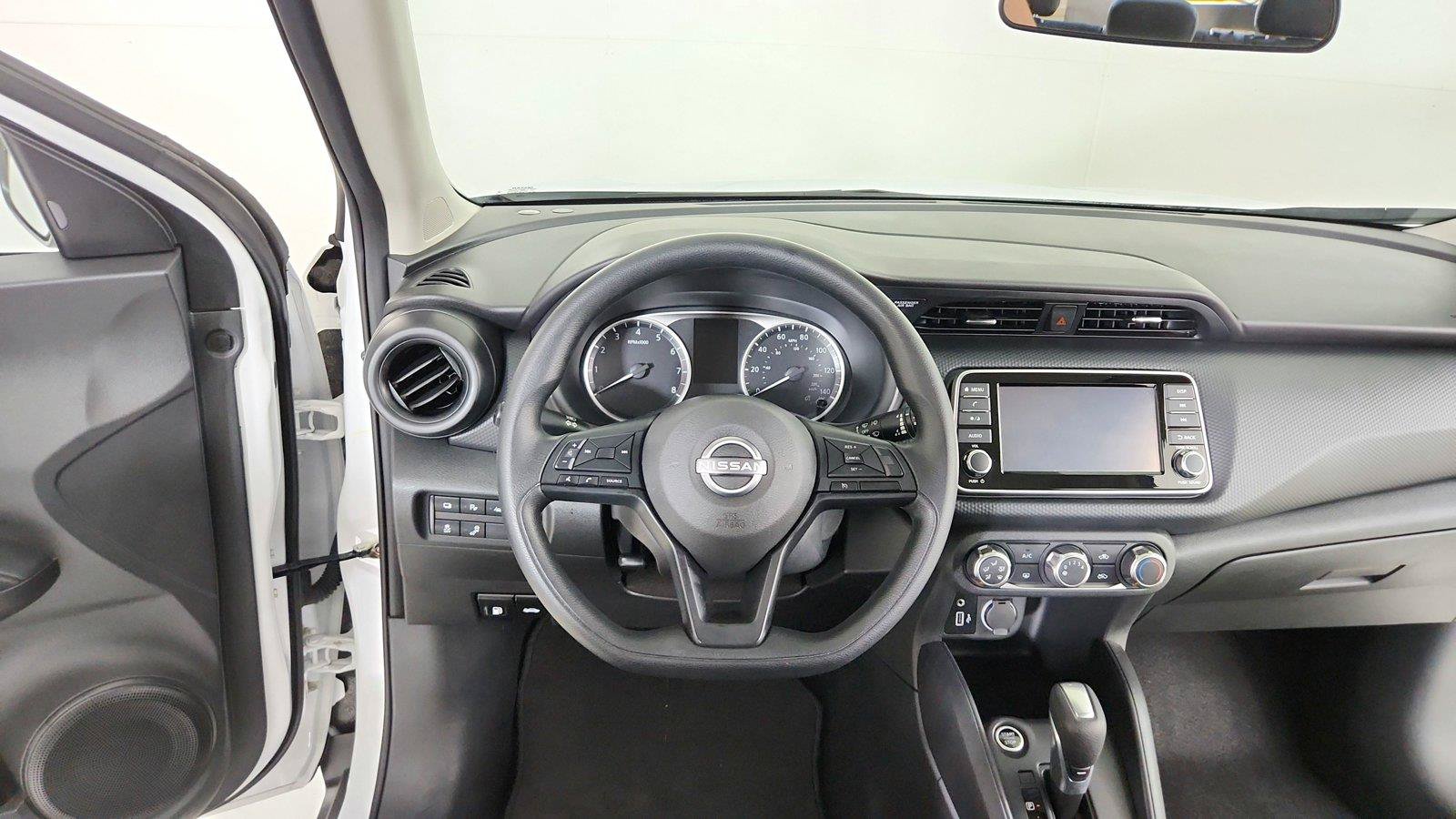 Used 2025 Nissan Kicks Play S FWD image 19