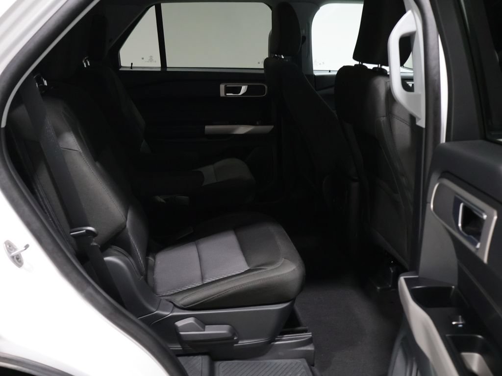 Used 2024 Ford Explorer XLT AWD/4WD image 20