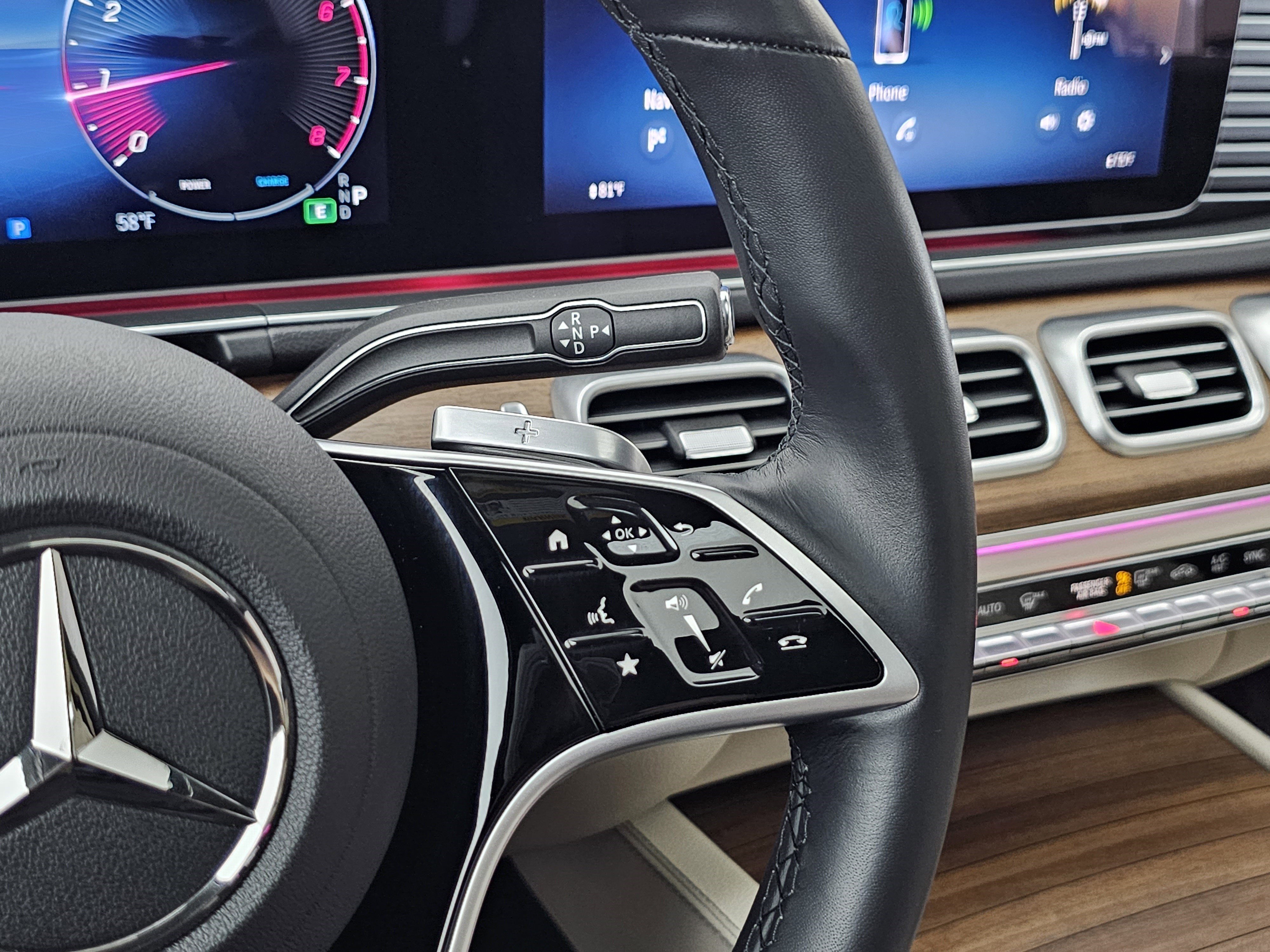 Used 2025 Mercedes-Benz GLE 450 4MATIC image 48