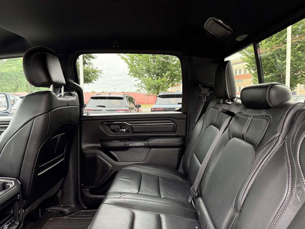 Used 2023 RAM 1500 Limited AWD/4WD image 16