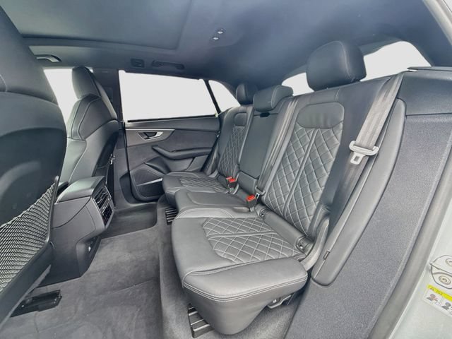 Used 2024 Audi SQ8 Prestige w/ Prestige Package AWD/4WD image 22