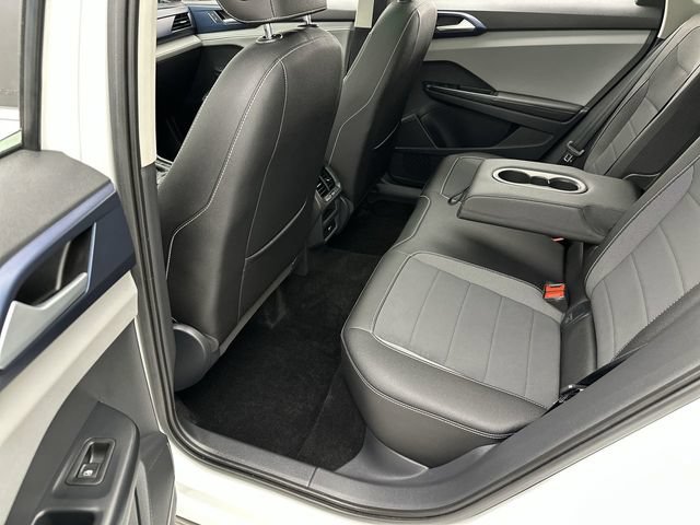 Certified 2024 Volkswagen Taos SE AWD/4WD image 23