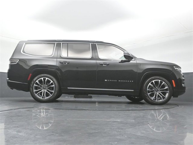 Used 2023 Jeep Grand Wagoneer Series III image 43