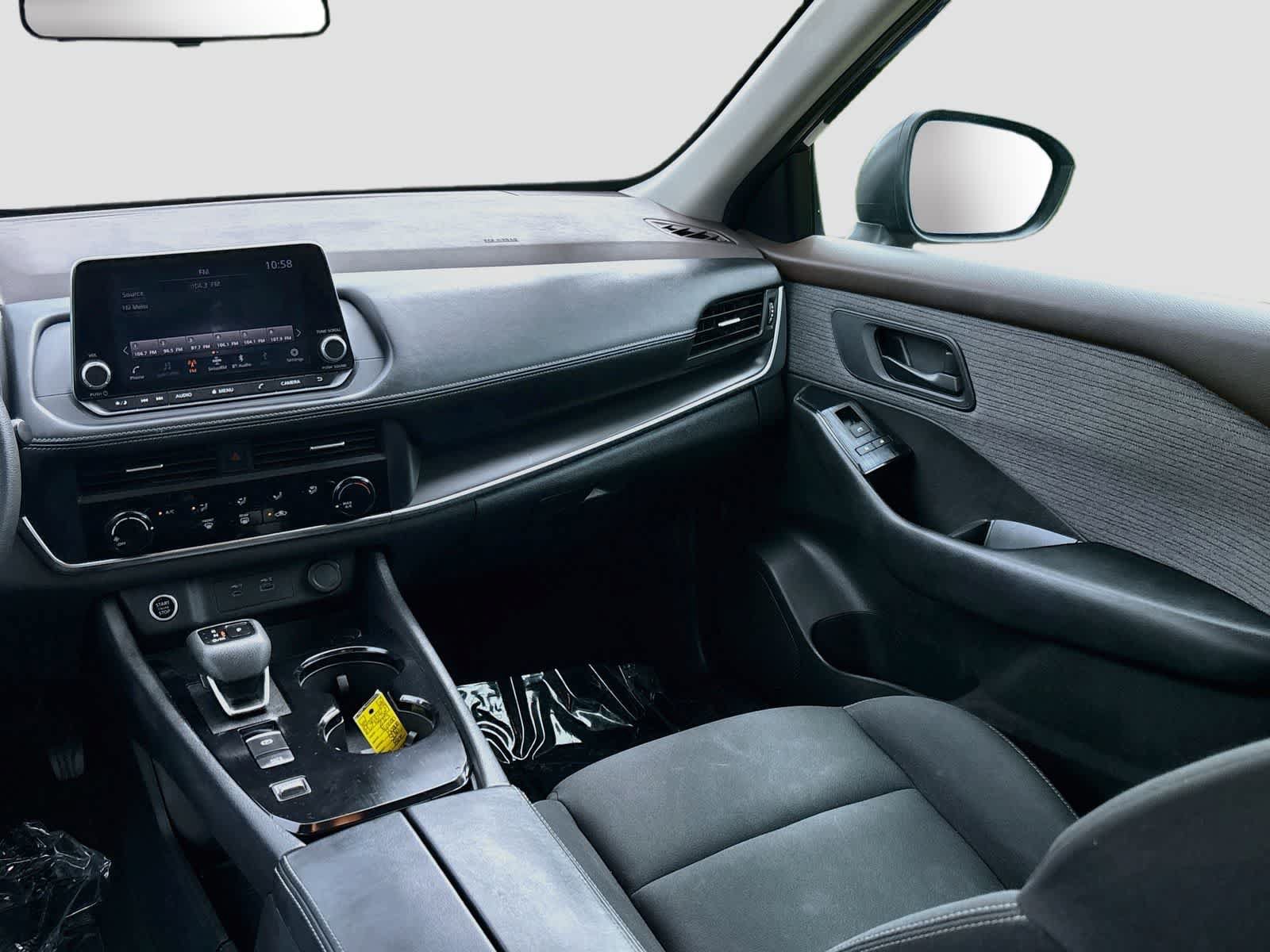 Used 2023 Nissan Rogue S FWD image 23