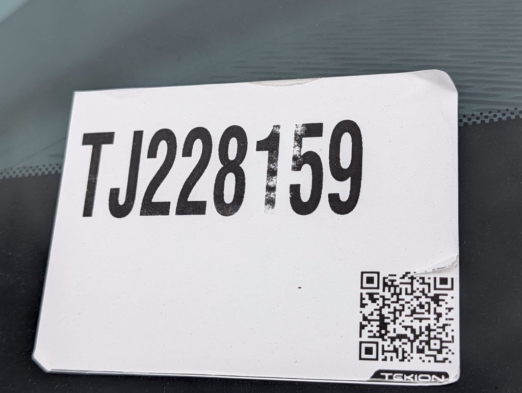 New 2026 GMC Acadia Denali w/ Super Cruise Package FWD image 38