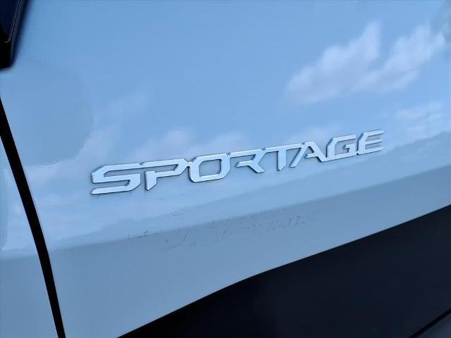 Used 2023 Kia Sportage EX image 31