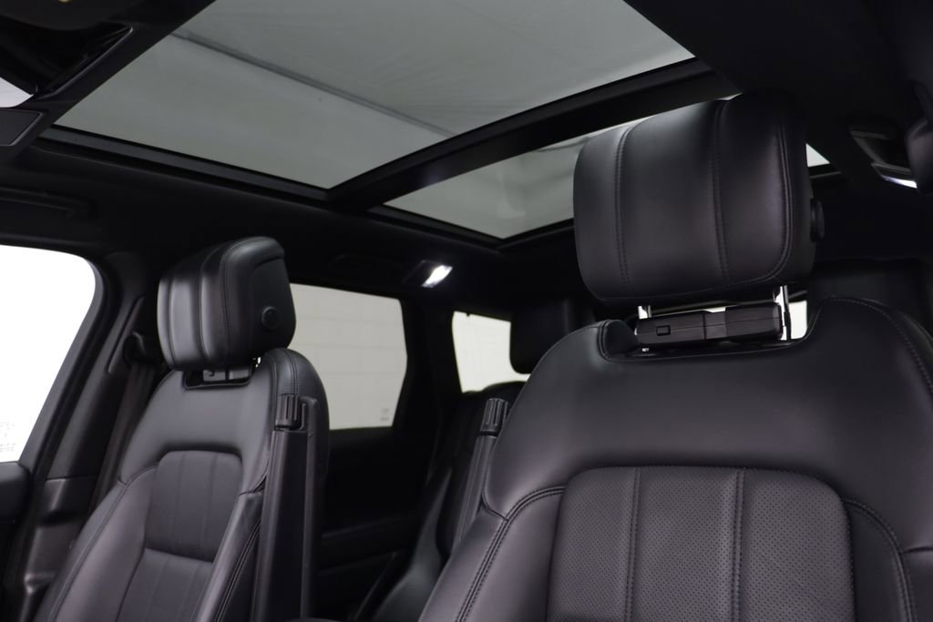 Used 2019 Land Rover Range Rover Sport HSE image 14
