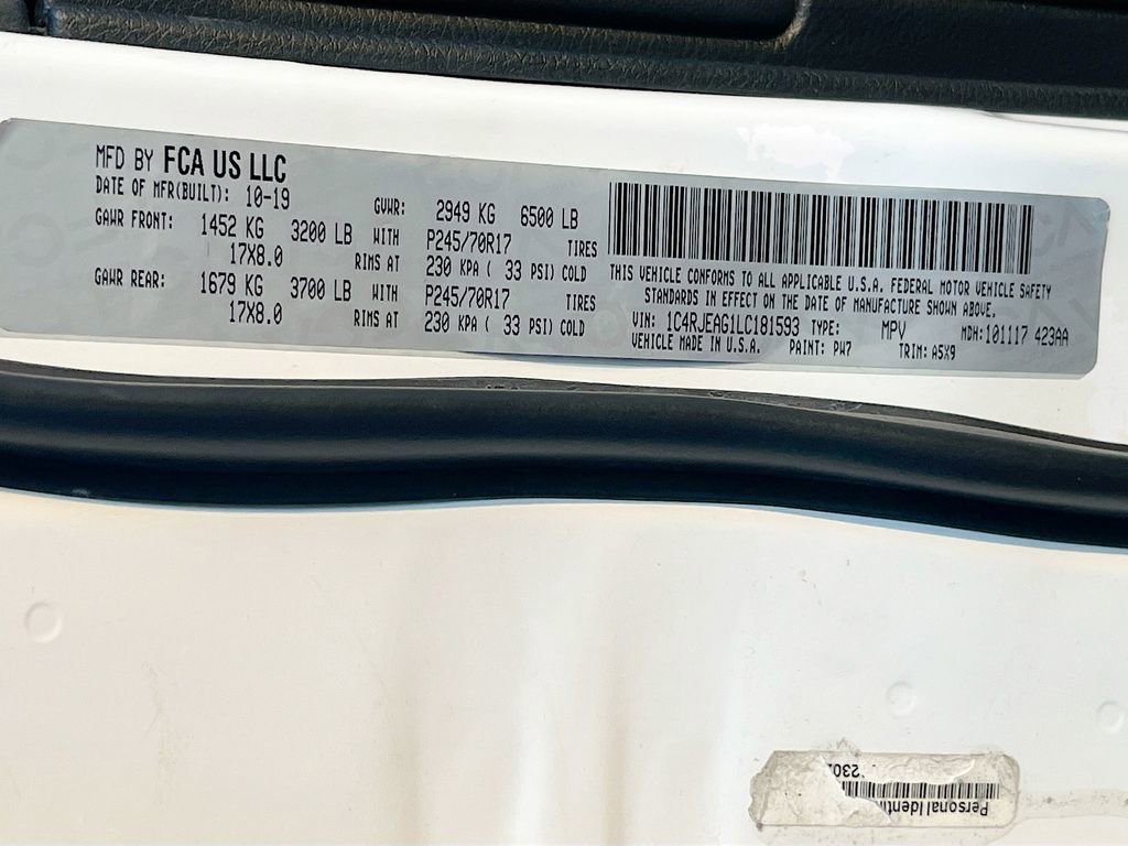 Used 2020 Jeep Grand Cherokee Laredo image 30