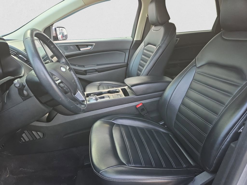 Used 2023 Ford Edge SEL image 10