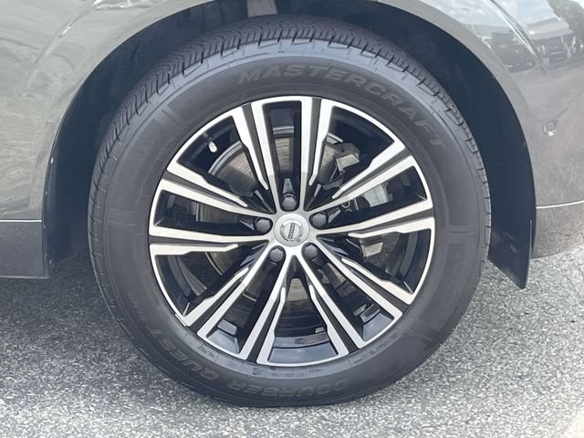 Used 2022 Volvo XC60 B5 Inscription w/ Advanced Package AWD/4WD image 5