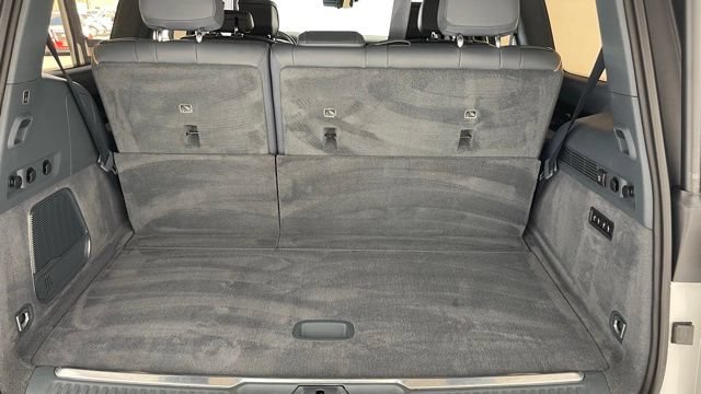 Used 2023 Jeep Grand Wagoneer Series III AWD/4WD image 43