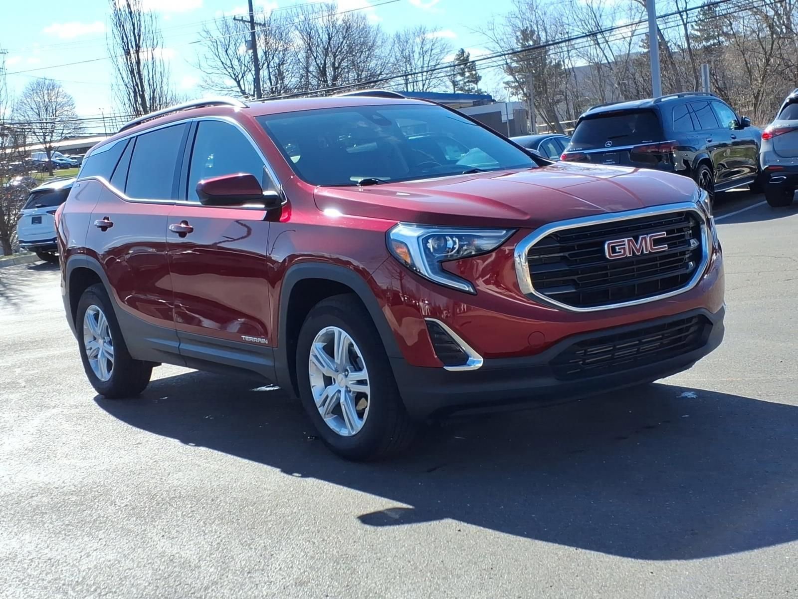 Used 2020 GMC Terrain SLE w/ Driver Convenience Package image 8