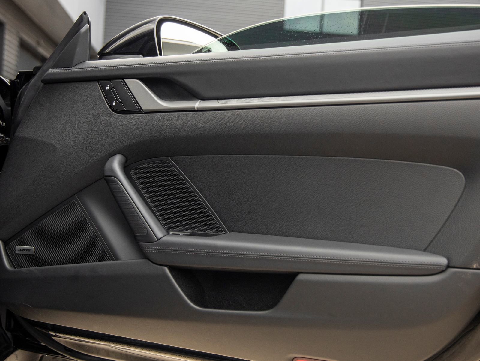 Used 2026 Porsche 911 Carrera 4S image 31