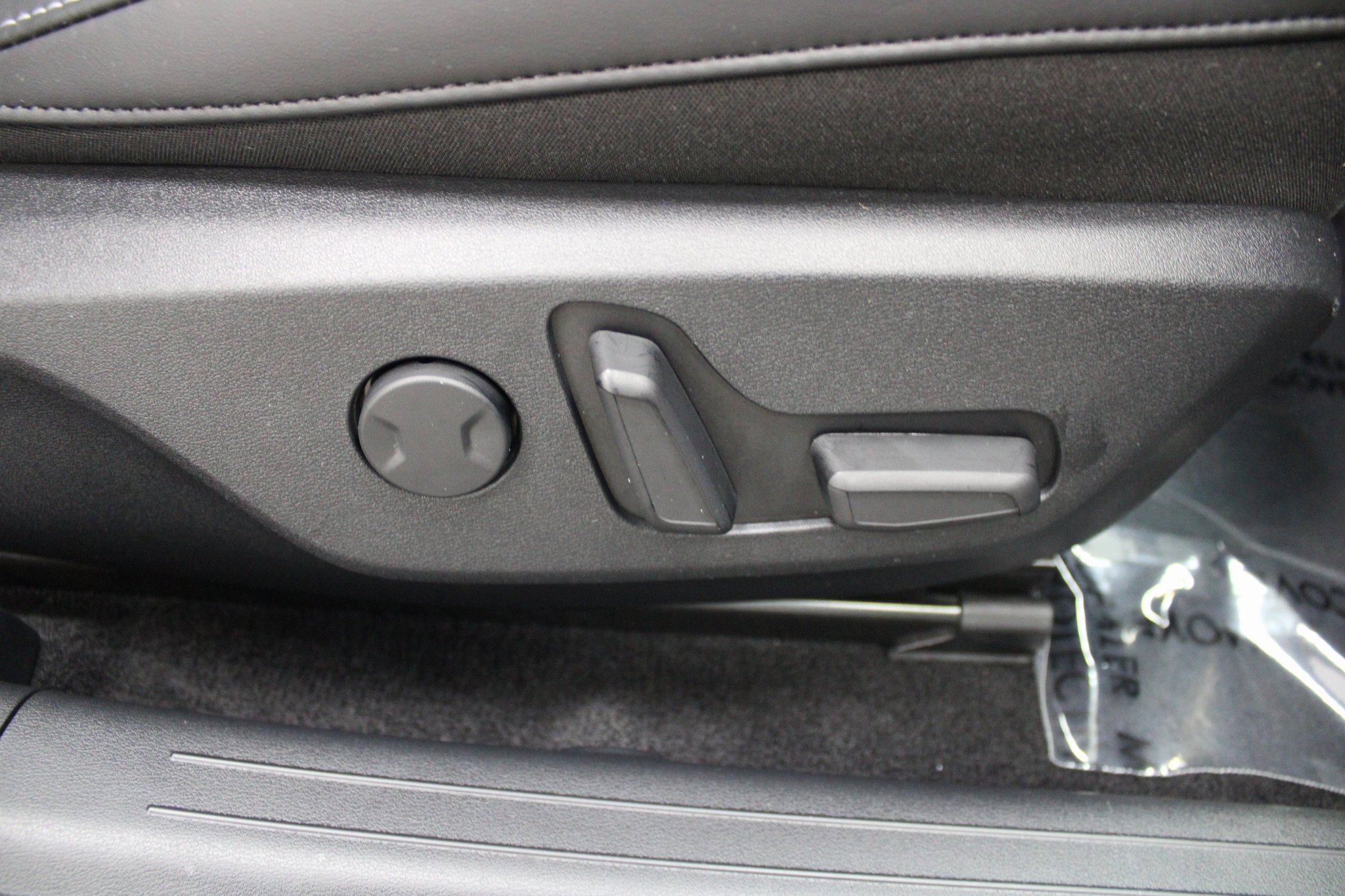 Used 2024 Kia EV6 Wind w/ Wind Technology Package image 29