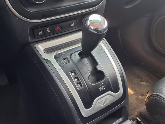 Used 2017 Jeep Compass Latitude FWD image 15